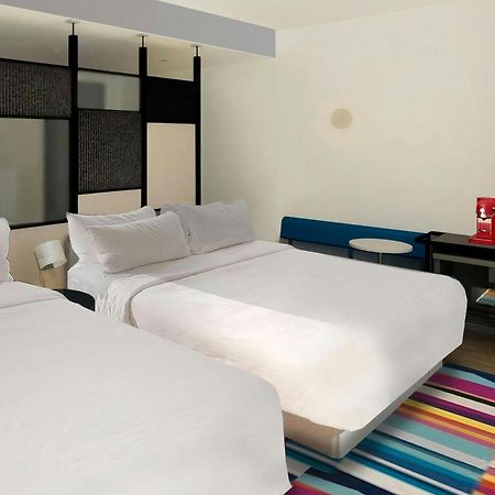 Aloft Santo Domingo Piantini Hotel Exterior photo