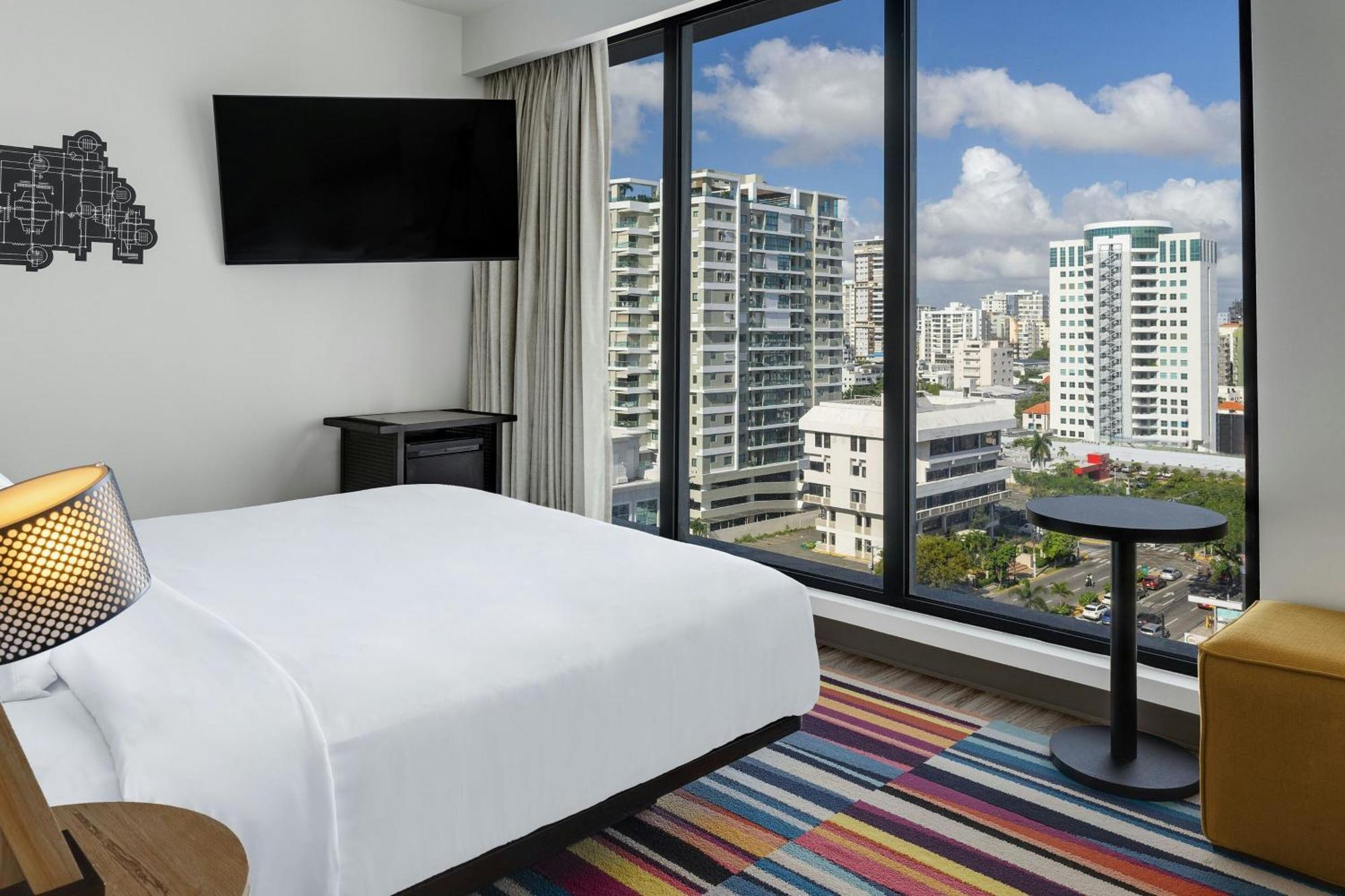 Aloft Santo Domingo Piantini Hotel Exterior photo